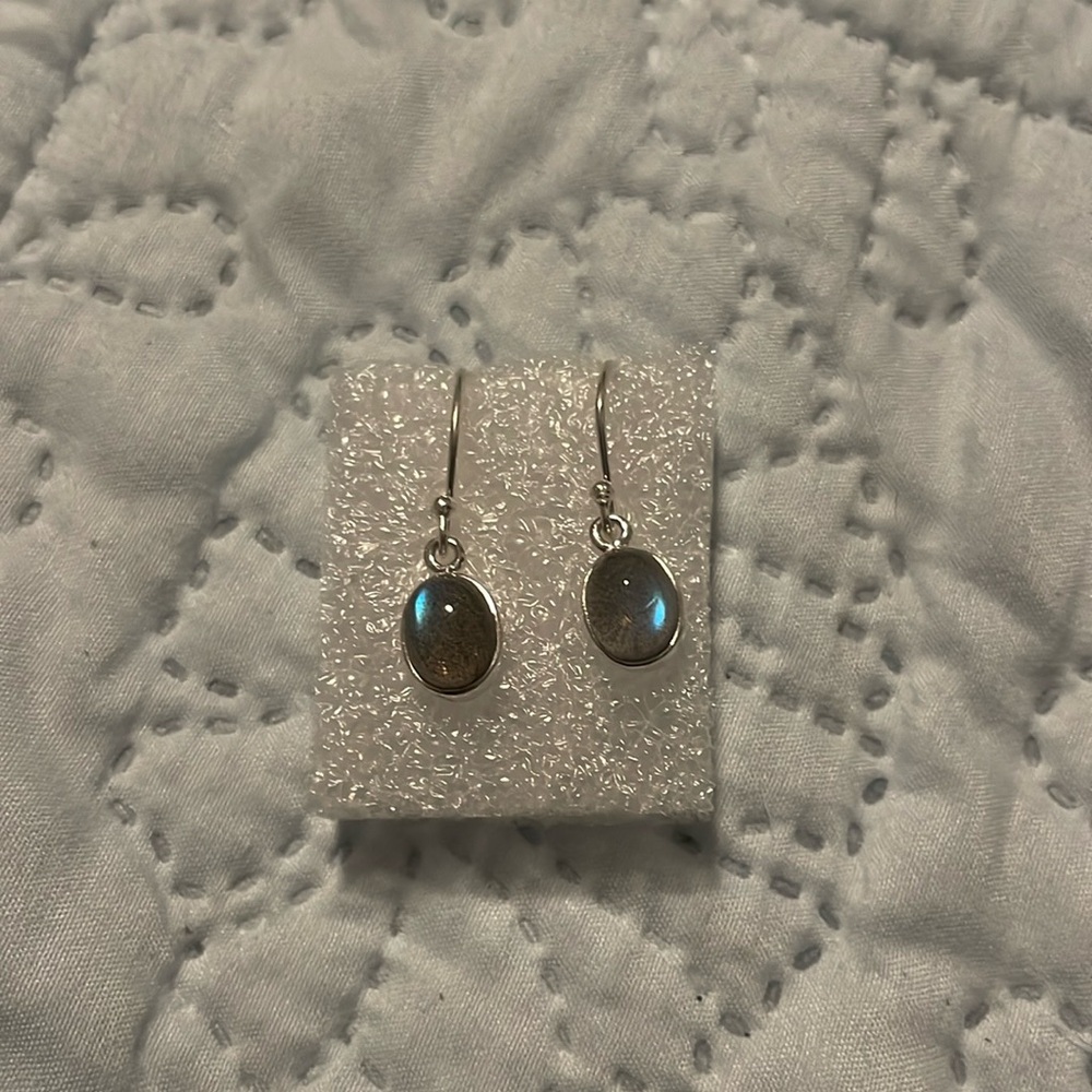 Blue flash labradorite earrings in .925 sterling silver, New
